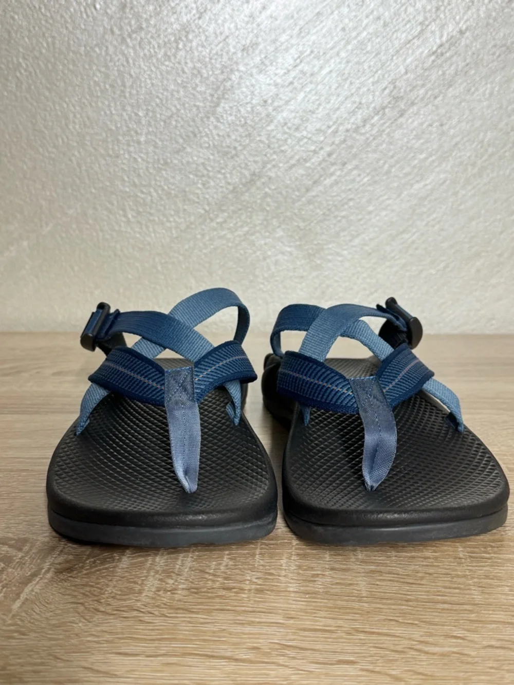 Chaco Hipthong Sandal - Men's Size 8 Women’s 9 Blue
